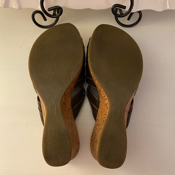 Undergound Attitude Sandals - Picture 6 of 9